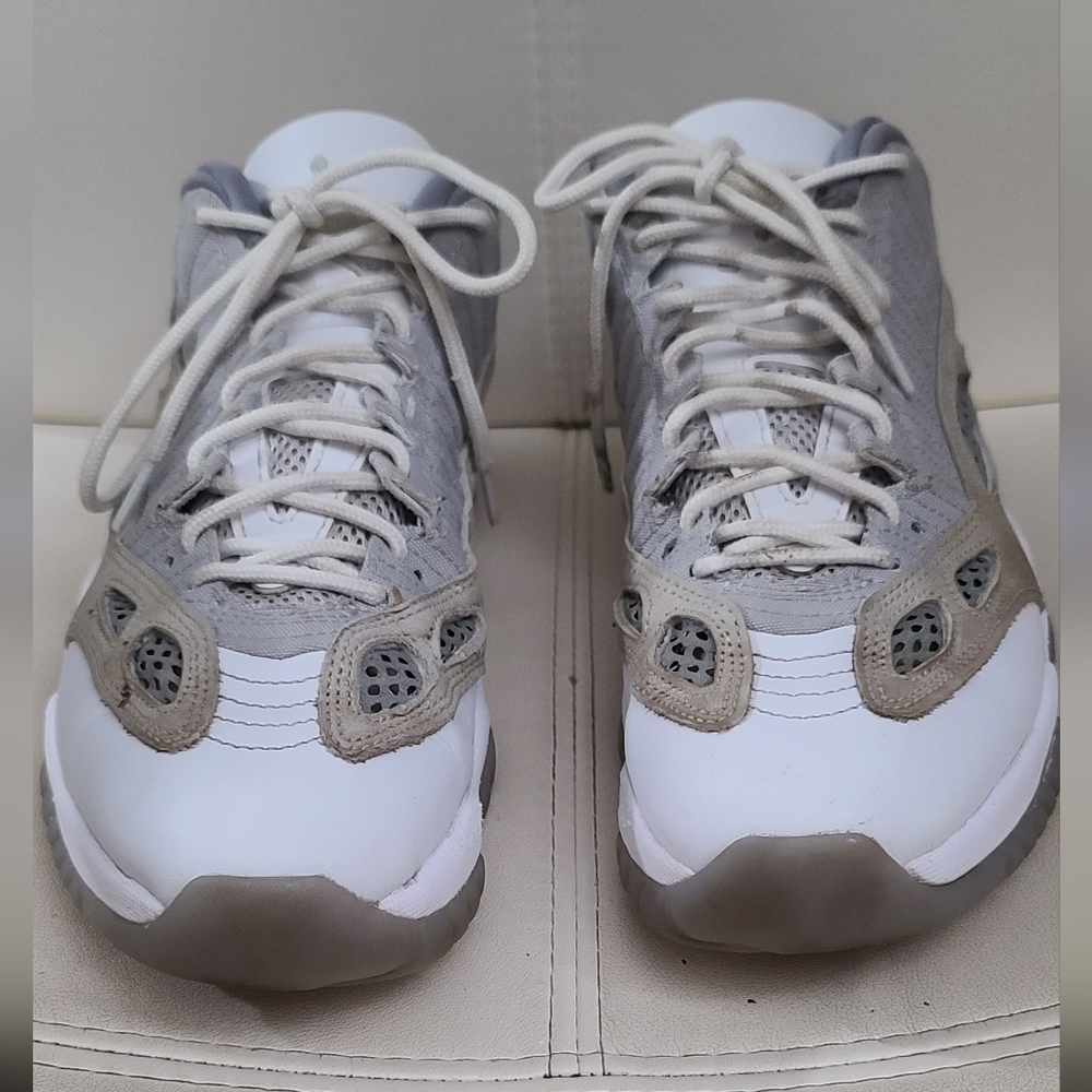 Air Jordan 11 low retro ie